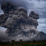 Letusan Piroklastik Gunung Merapi (Jawa, Indonesia) Pagi Ini